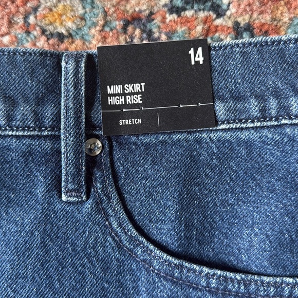 NWT Express Floral Denim Mini Skirt - Picture 5 of 8